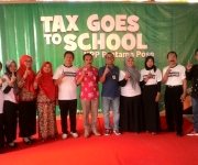 GUNA MEMPERKENALKAN PAJAK SEJAK DINI,KPP PRATAMA POSO GELAR SOSIALISASI TAX GOES TO SCHOOL 2017